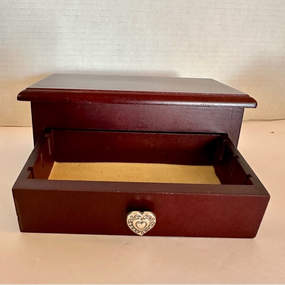 YES! BRIGHTON Wooden Jewelry Box - Picture 3 of 10